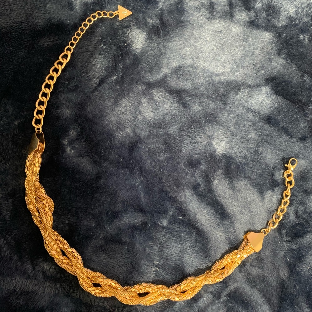 Guess golden necklace